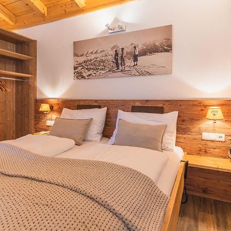 Dorfchalets & Apartments - Authentic Experience In Centre Of Kaprun Including Tauernspa And Summercard Eksteriør bilde
