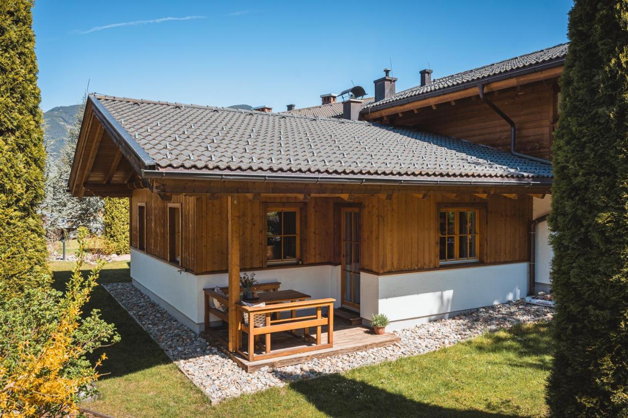 Dorfchalets & Apartments - Authentic Experience In Centre Of Kaprun Including Tauernspa And Summercard Eksteriør bilde