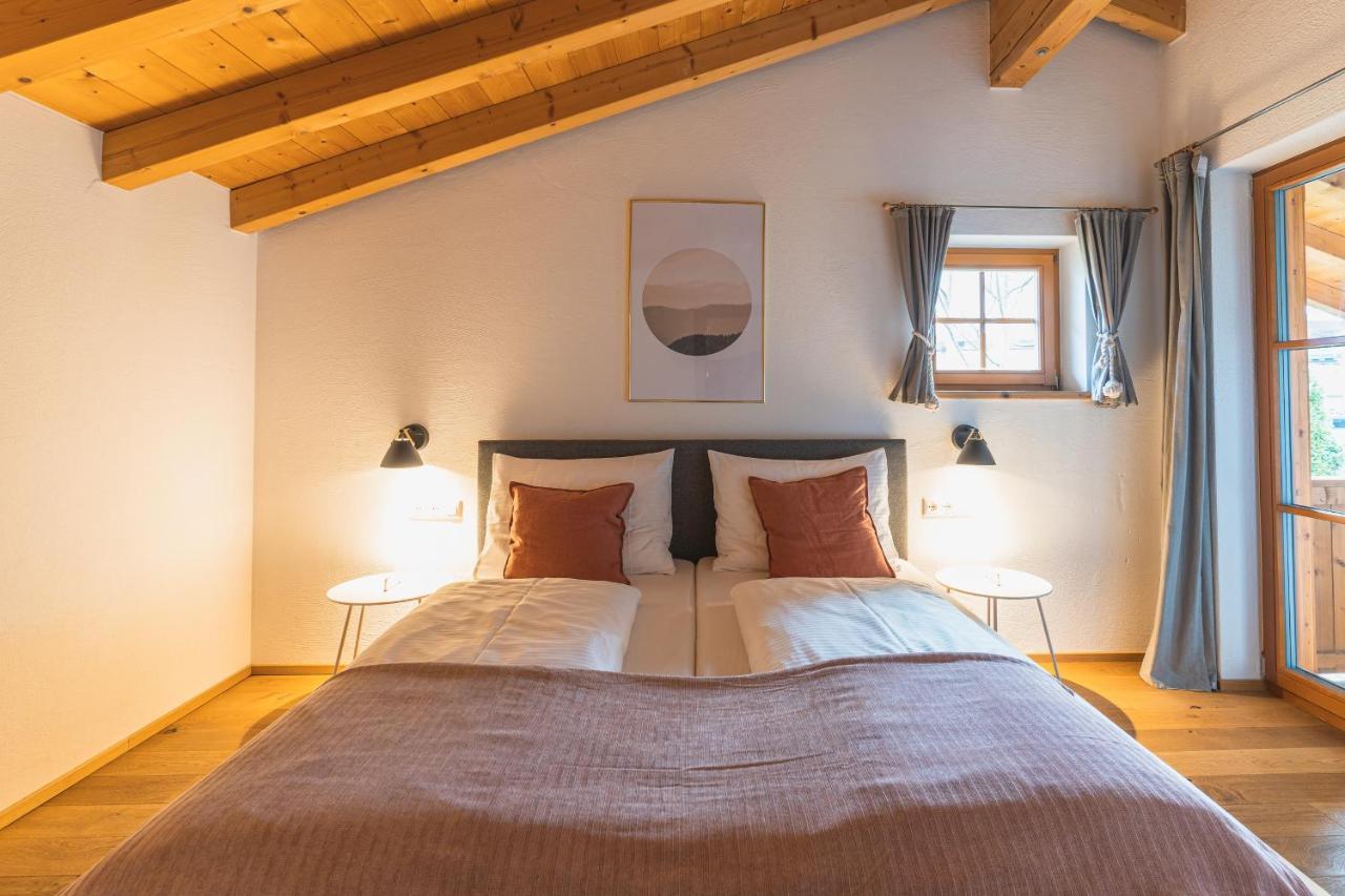 Dorfchalets & Apartments - Authentic Experience In Centre Of Kaprun Including Tauernspa And Summercard Eksteriør bilde