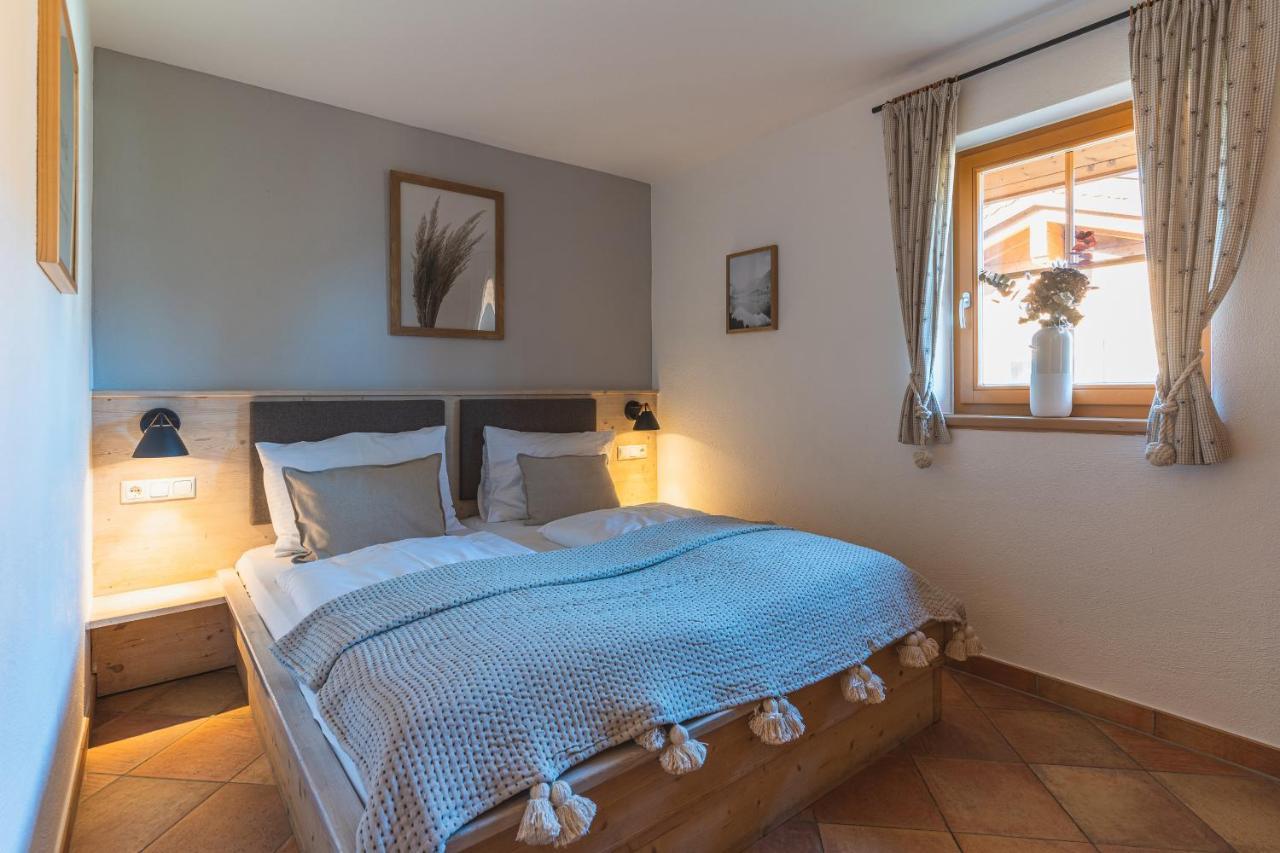 Dorfchalets & Apartments - Authentic Experience In Centre Of Kaprun Including Tauernspa And Summercard Eksteriør bilde