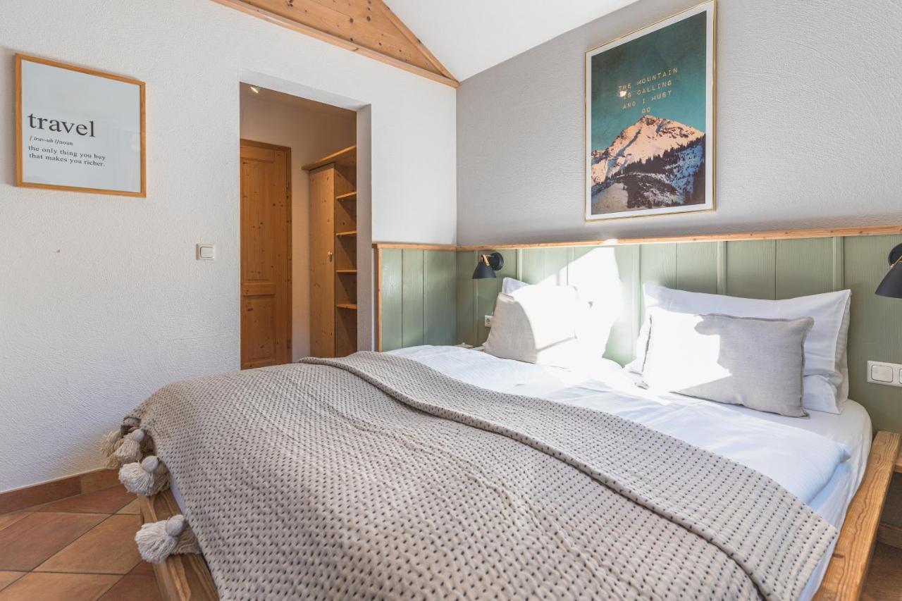 Dorfchalets & Apartments - Authentic Experience In Centre Of Kaprun Including Tauernspa And Summercard Eksteriør bilde