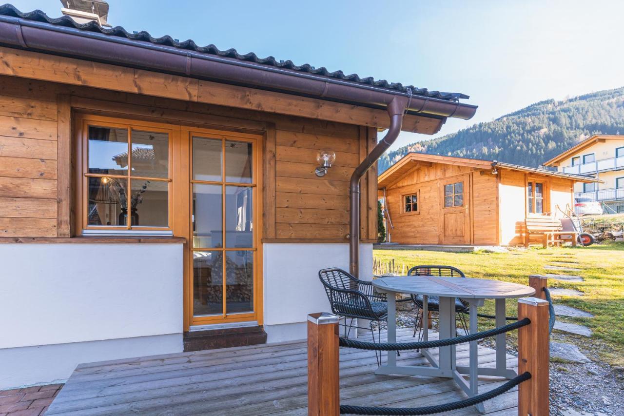 Dorfchalets & Apartments - Authentic Experience In Centre Of Kaprun Including Tauernspa And Summercard Eksteriør bilde