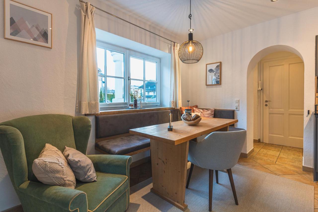 Dorfchalets & Apartments - Authentic Experience In Centre Of Kaprun Including Tauernspa And Summercard Eksteriør bilde